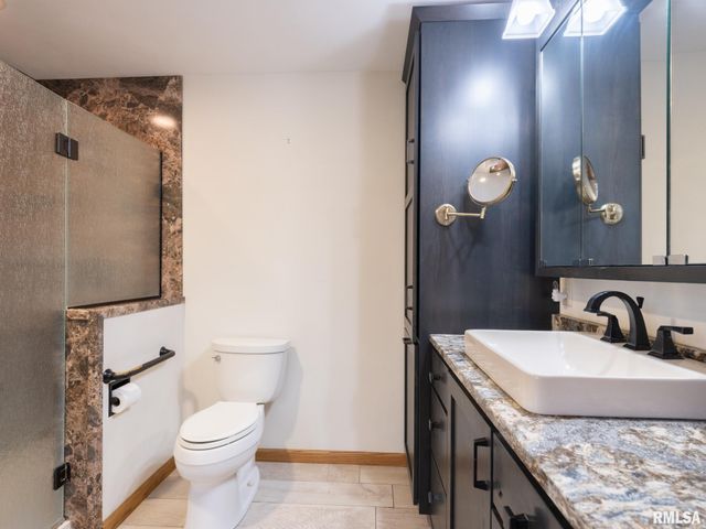 2200 SHERIDAN Road, Pekin, IL 61554