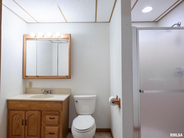 2200 SHERIDAN Road, Pekin, IL 61554