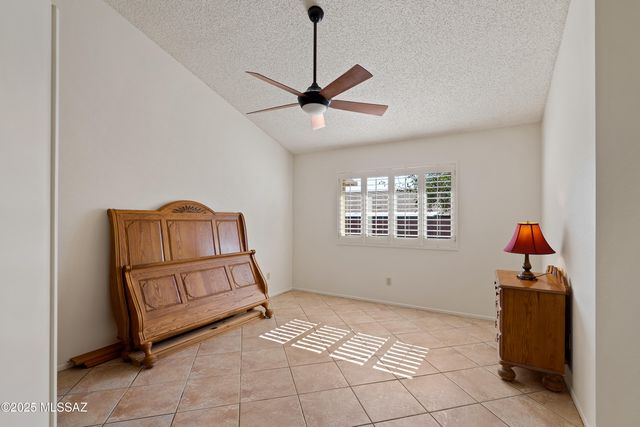 2671 W Camino De La Joya, Tucson, AZ 85742