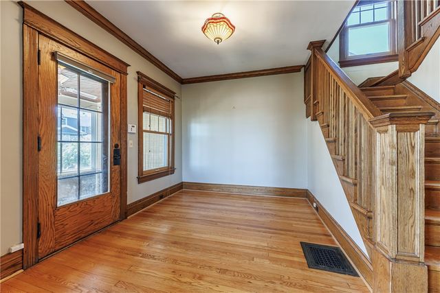 35 Hartsen Street, Rochester, NY 14610