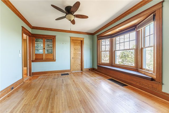 35 Hartsen Street, Rochester, NY 14610