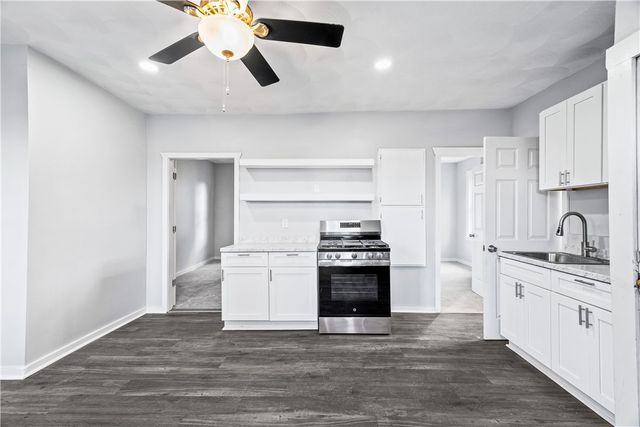 880 Charles Street, North Providence, RI 02904