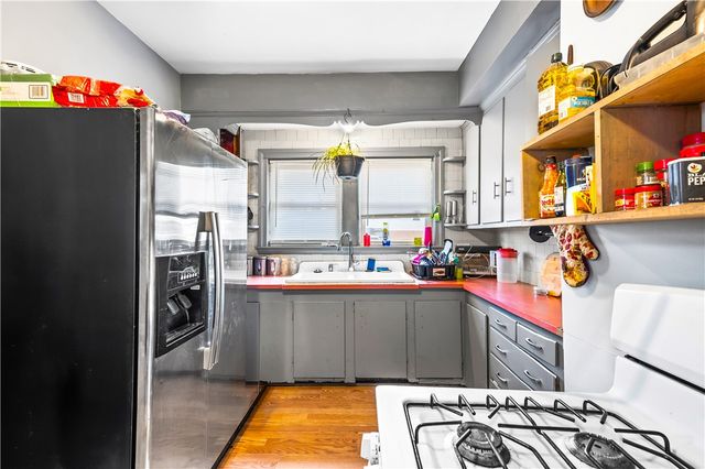 880 Charles Street, North Providence, RI 02904