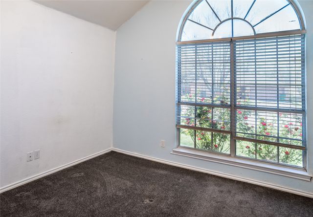 604 Valleyridge Court, Decatur, TX 76234