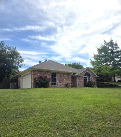 604 Valleyridge Court, Decatur, TX 76234