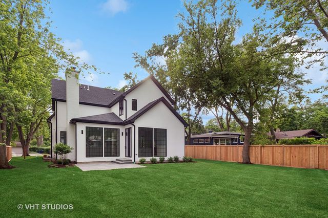 759 Strawberry Hill Drive, Glencoe, IL 60022