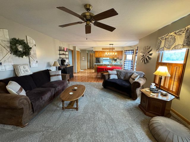 2075 Eckard Road, Centerburg, OH 43011