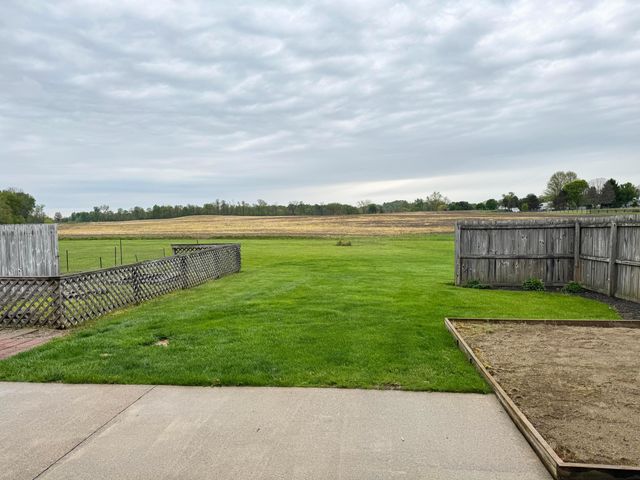 2075 Eckard Road, Centerburg, OH 43011
