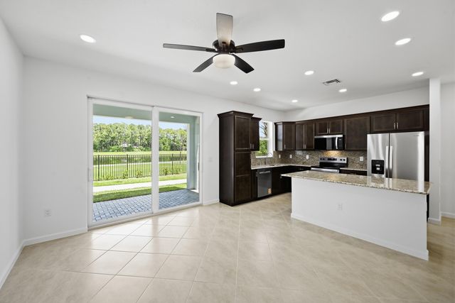 4332 Brookgreen Square, Westlake, FL 33470