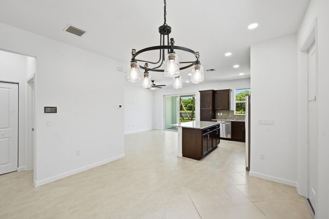 4332 Brookgreen Square, Westlake, FL 33470