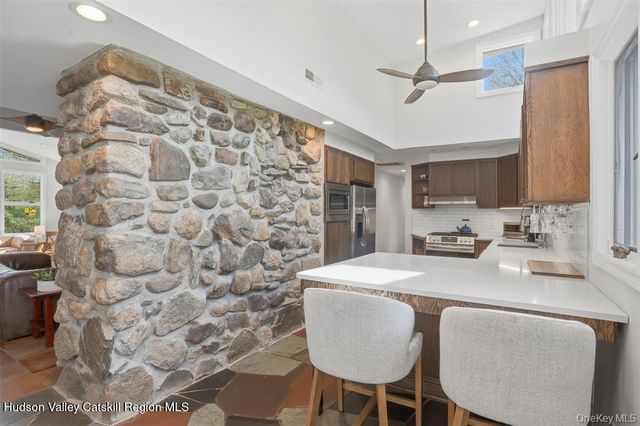 7 Marron Lane, New Paltz, NY 12561