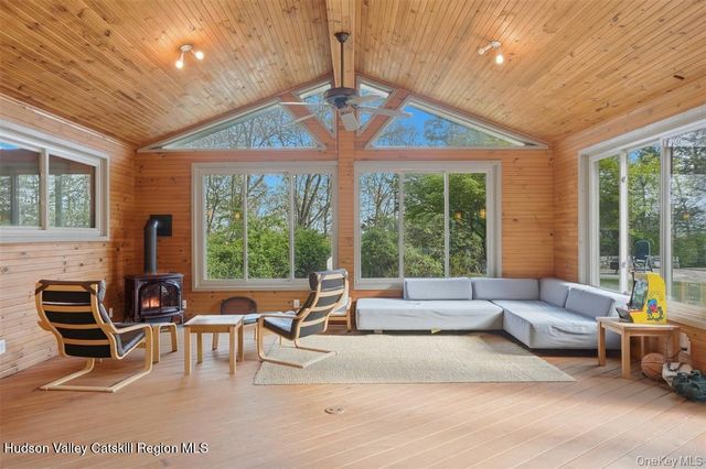 7 Marron Lane, New Paltz, NY 12561