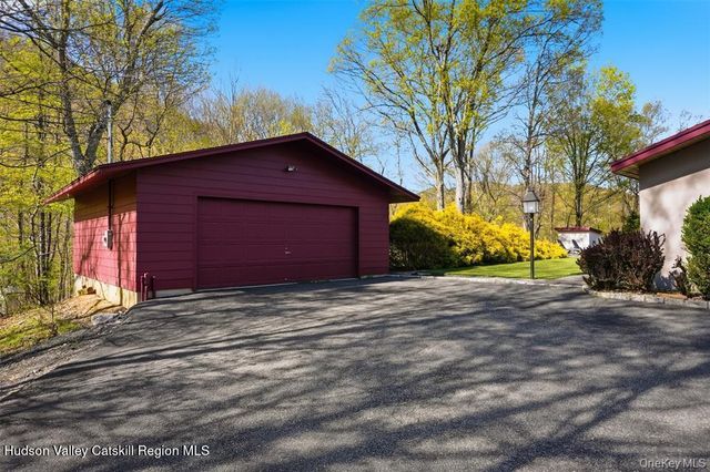 7 Marron Lane, New Paltz, NY 12561