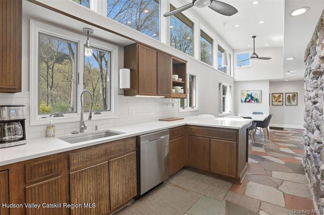 7 Marron Lane, New Paltz, NY 12561