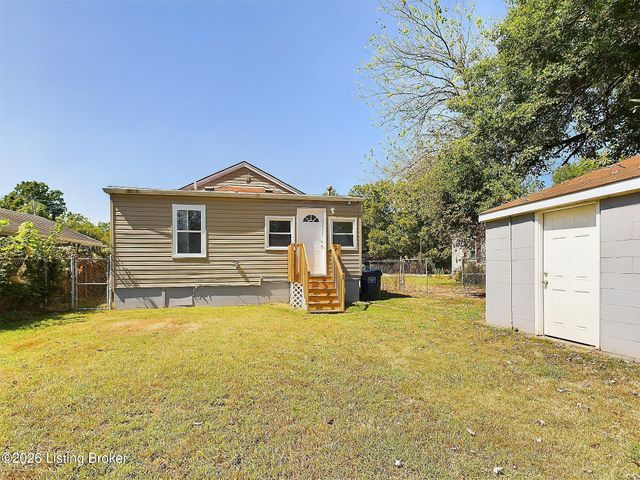 4203 Searcy Ln, Louisville, KY 40216