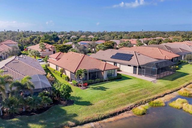 2414 VACCARO DRIVE, Sarasota, FL 34231