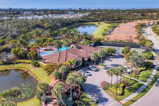 2414 VACCARO DRIVE, Sarasota, FL 34231