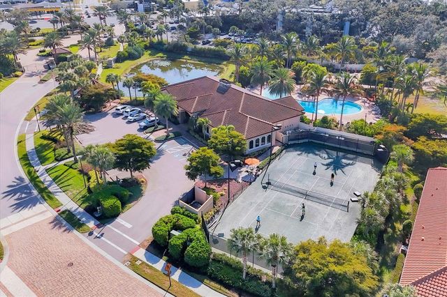 2414 VACCARO DRIVE, Sarasota, FL 34231