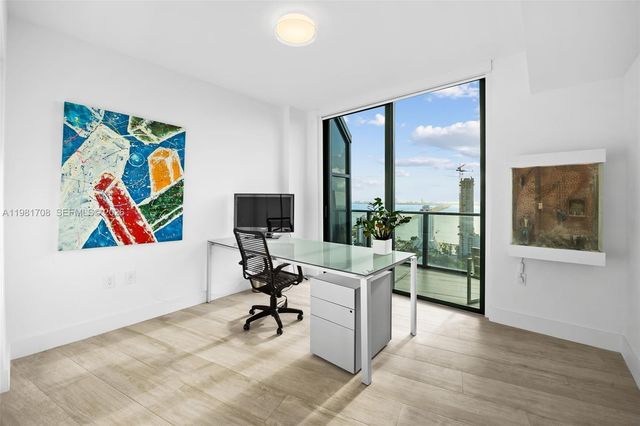 121 NE 34th St PH3204, Miami, FL 33137