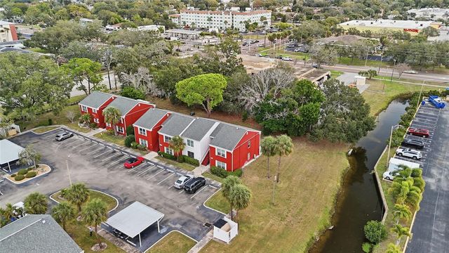 1024 82ND TERRACE N 1024A, St Petersburg, FL 33702