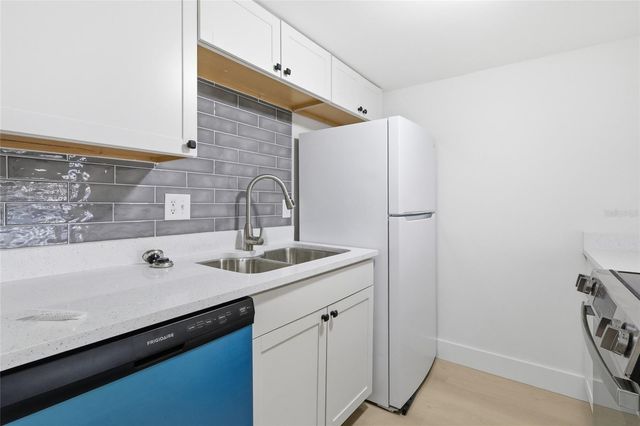 1024 82ND TERRACE N 1024A, St Petersburg, FL 33702