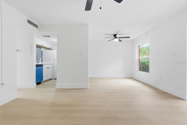 1024 82ND TERRACE N 1024A, St Petersburg, FL 33702