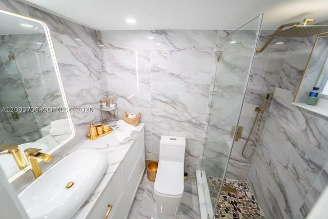7904 West Dr 903, North Bay Village, FL 33141