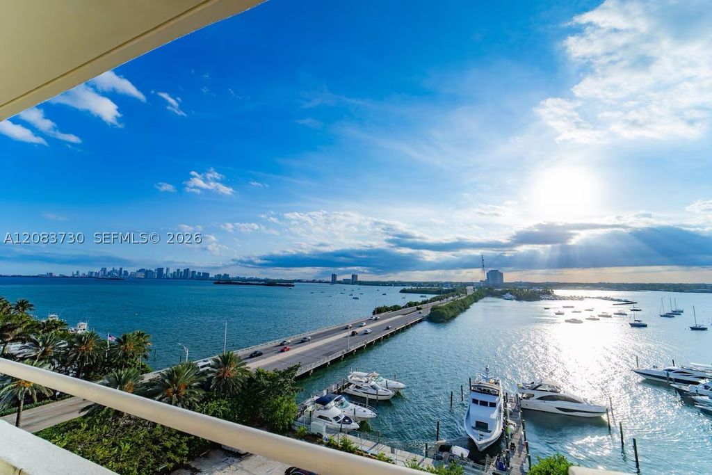 7904 West Dr 903, North Bay Village, FL 33141