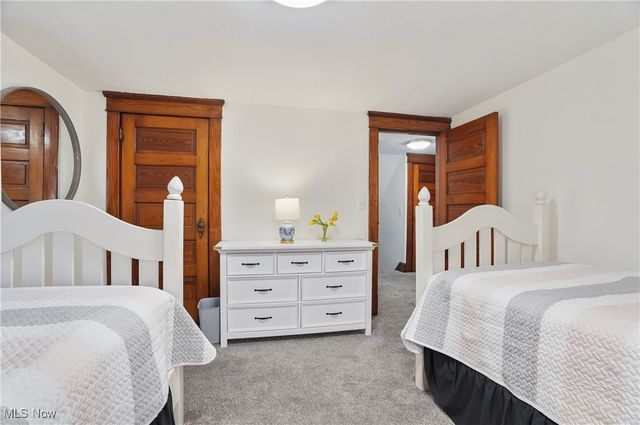 203 N Prospect Avenue, Hartville, OH 44632