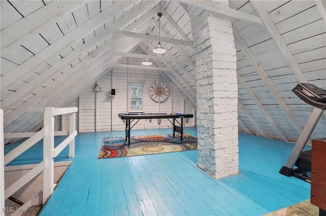 203 N Prospect Avenue, Hartville, OH 44632