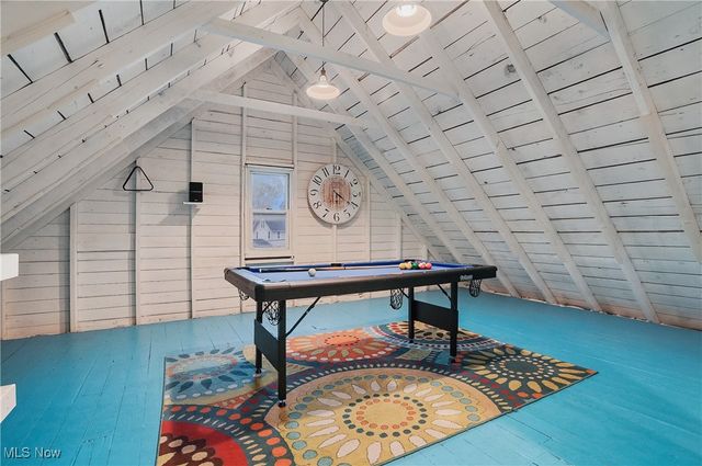 203 N Prospect Avenue, Hartville, OH 44632