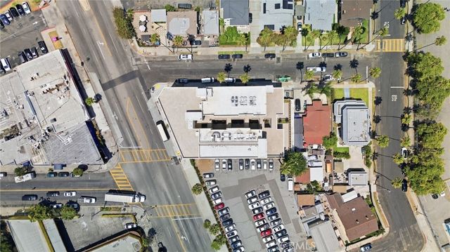 1818 S Norton Avenue 404, Los Angeles, CA 90018