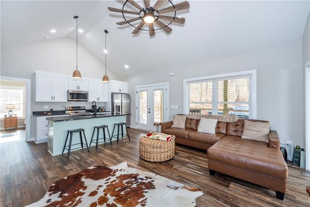 110 Burnt Mountain Cove Road, Jasper, GA 30143