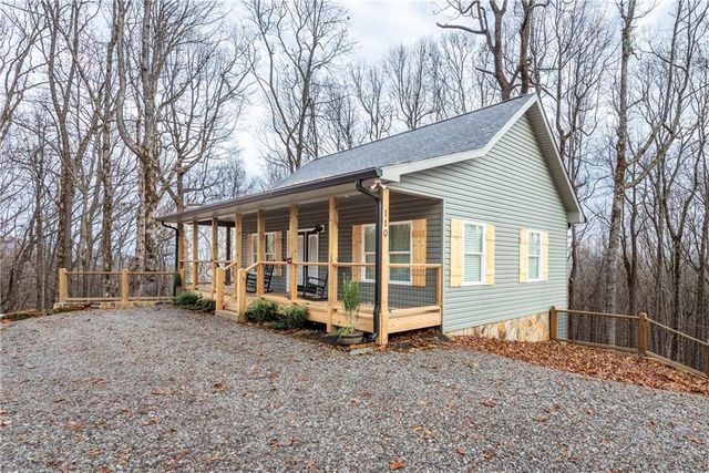 110 Burnt Mountain Cove Road, Jasper, GA 30143