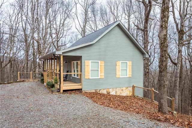 110 Burnt Mountain Cove Road, Jasper, GA 30143