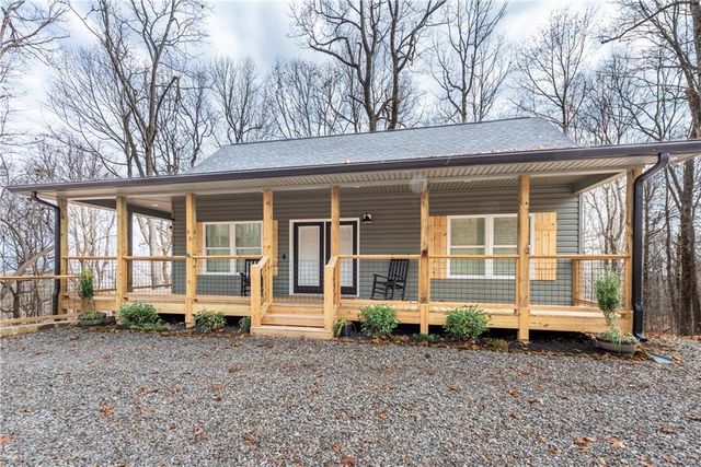 110 Burnt Mountain Cove Road, Jasper, GA 30143