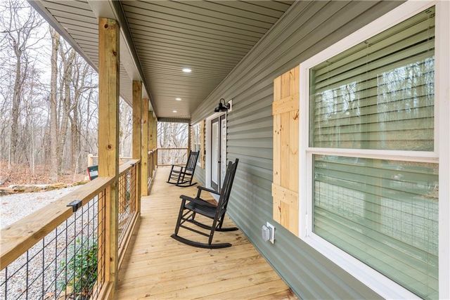 110 Burnt Mountain Cove Road, Jasper, GA 30143