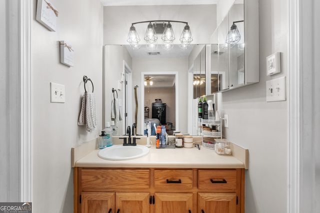 121 Chadwyck Circle, Bonaire, GA 31005