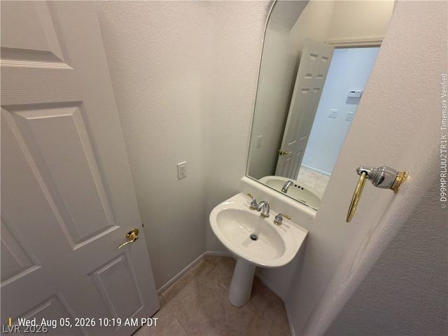 11765 Via Esperanza Avenue, Las Vegas, NV 89138