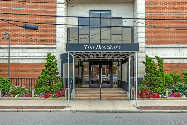 230 W Broadway 609, Long Beach, NY 11561