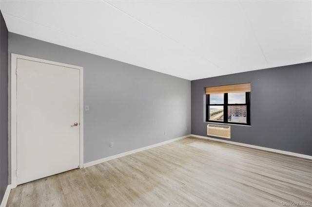 230 W Broadway 609, Long Beach, NY 11561