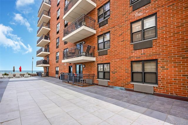 230 W Broadway 609, Long Beach, NY 11561