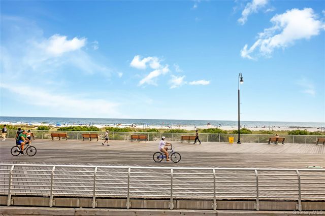 230 W Broadway 609, Long Beach, NY 11561
