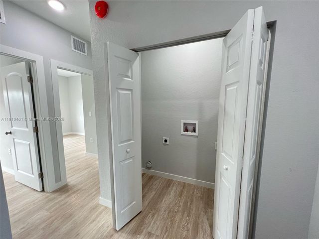 808 NW 16th Ave 1, Fort Lauderdale, FL 33311