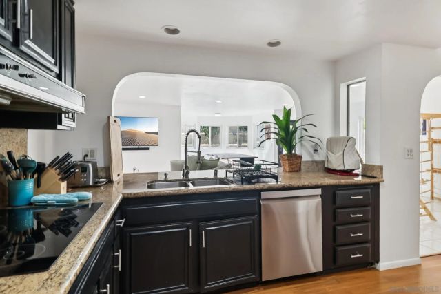 712 Paseo Del Rey, Chula Vista, CA 91910