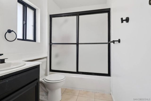 712 Paseo Del Rey, Chula Vista, CA 91910