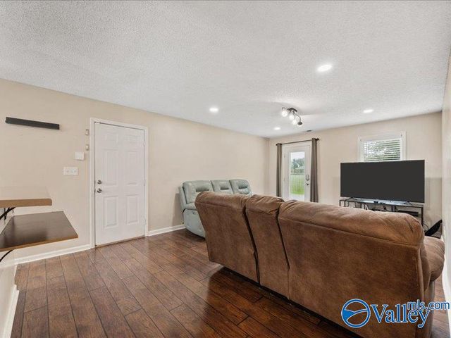 113 Carnegie Loop, Meridianville, AL 35759