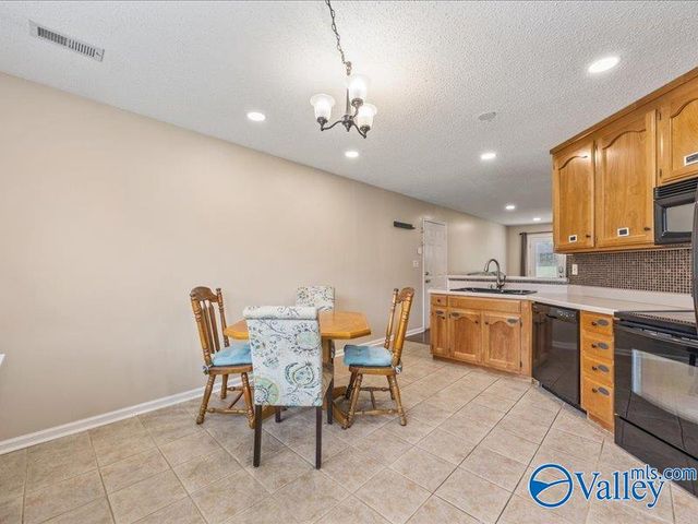 113 Carnegie Loop, Meridianville, AL 35759