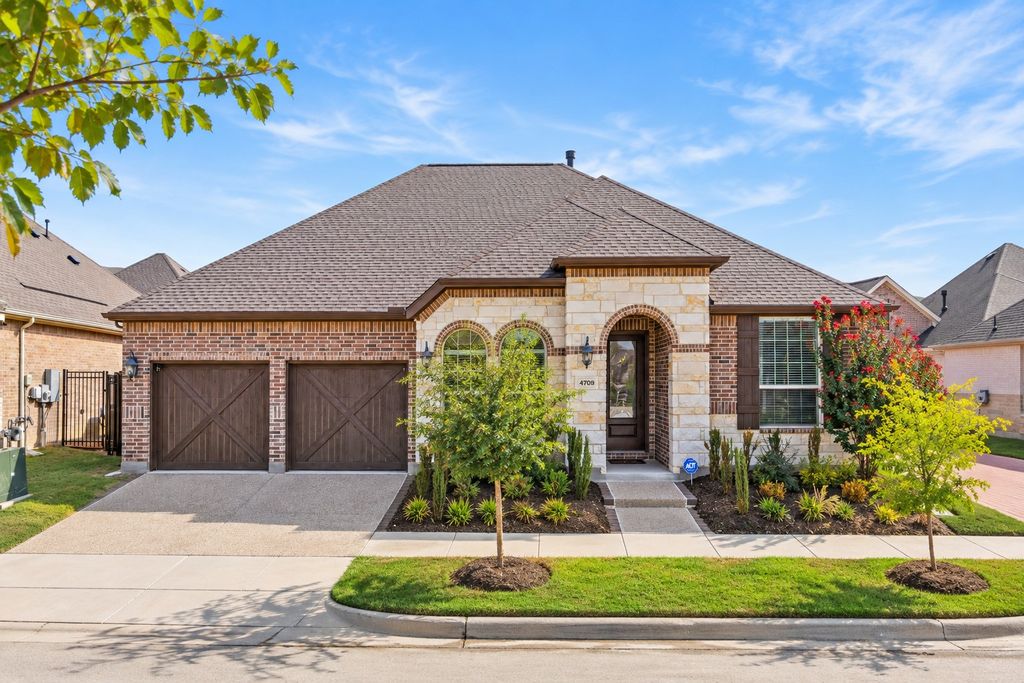 4709 Kings Garden Parkway, Arlington, TX 76005 — exterior