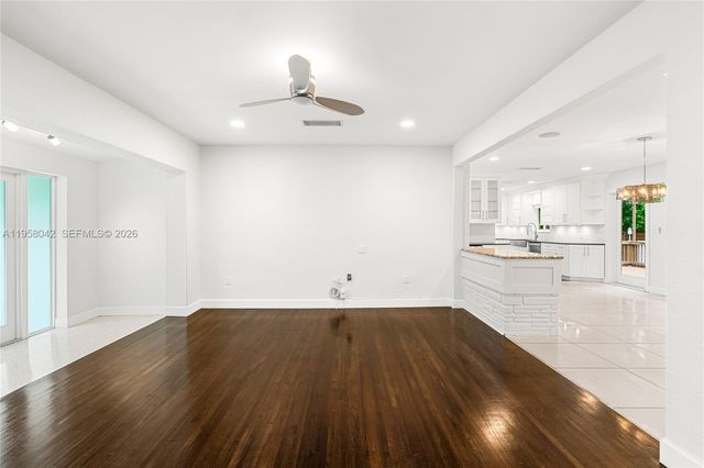 3505 Crystal View Ct, Miami, FL 33133